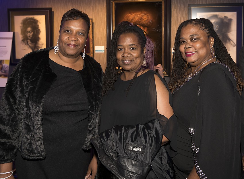 Jackie Hinds with Dionne and Daphne Nixon