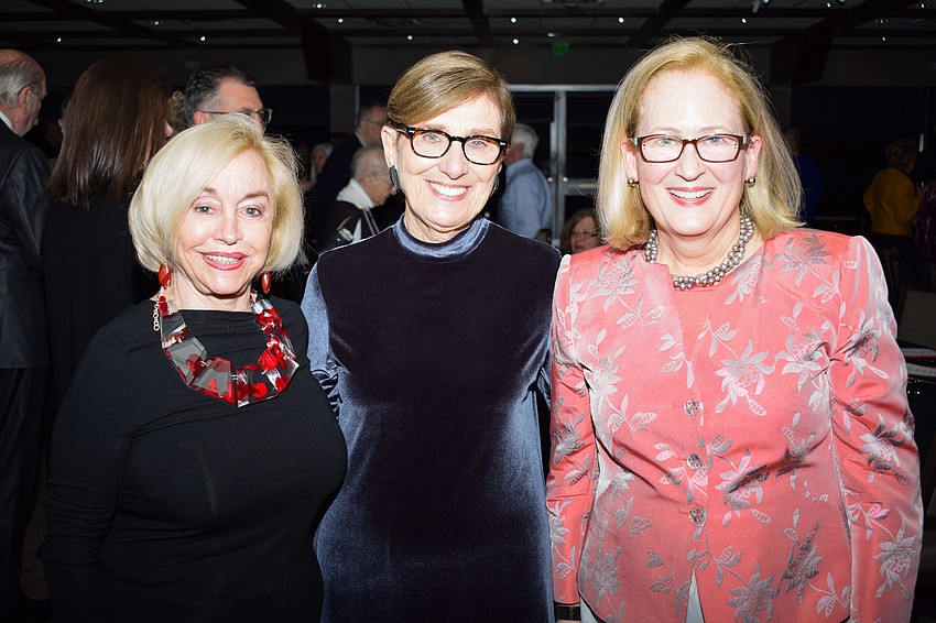 Gigi Hubeiman with Co-Chairwomen Lois Stulhberg and Susan Sofia