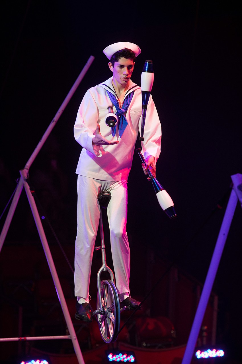 The Sailor Circus Slack Rope Performers