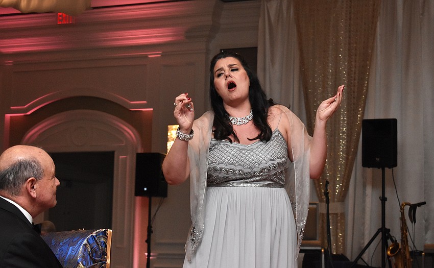 Soprano Rochelle Bard sings “Jewel Song” from “Gounod’s Faust.”