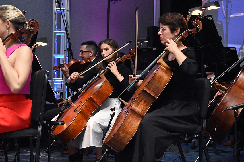 Guests were treated to a concert before dinner.