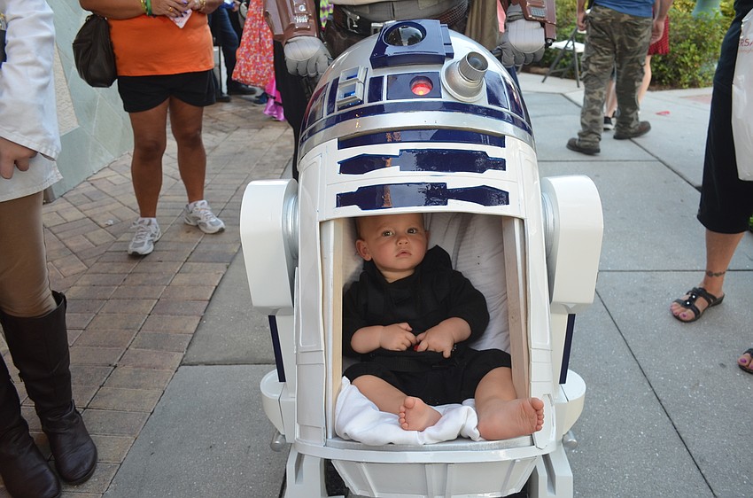 Hunter Rankin, 13 months, as R2-D2
