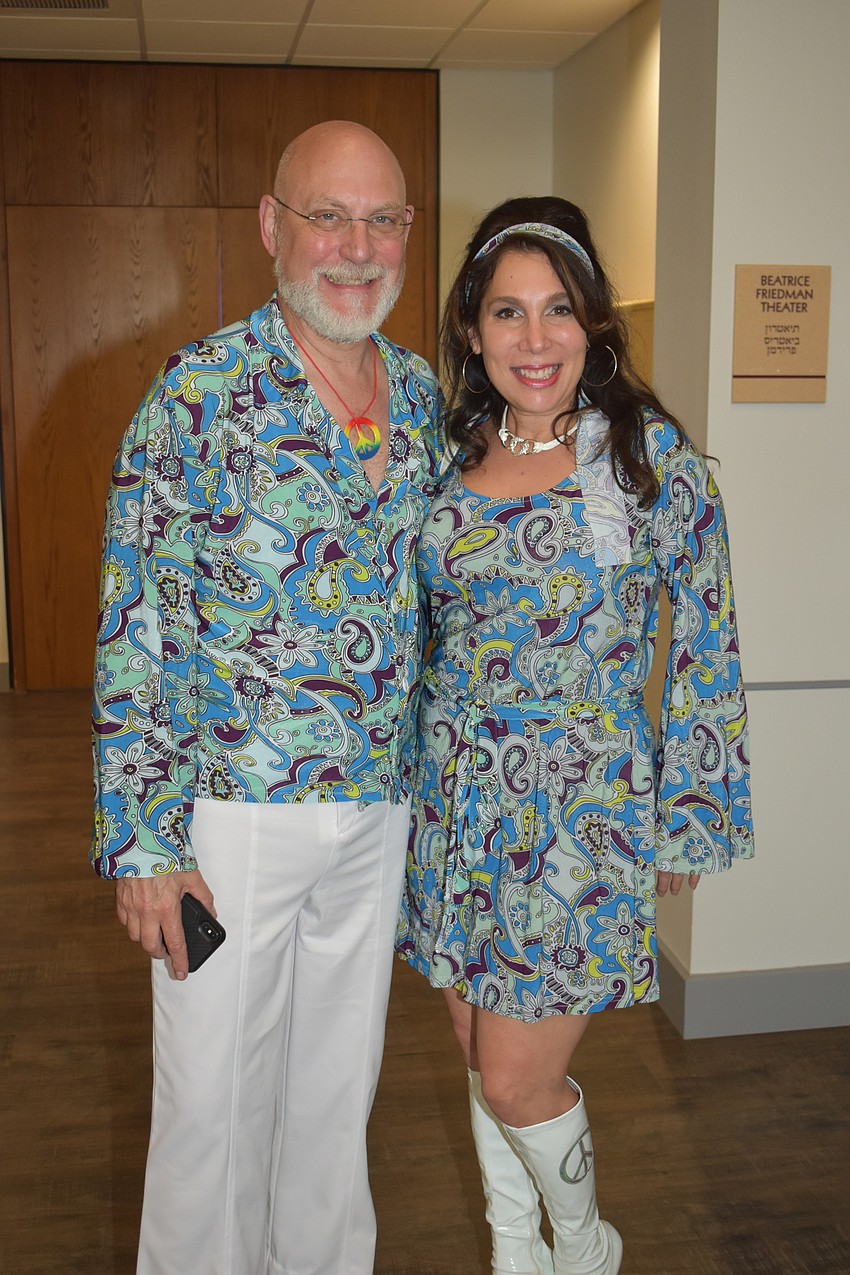 Ira Azer and Lisa Kleinberg