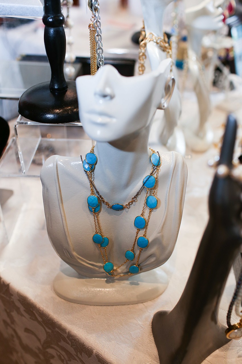 A pop-up jewelry shop had many options for jewels.