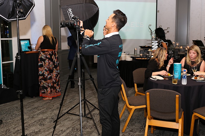 Dex Honea took headshots of guests for the registry.