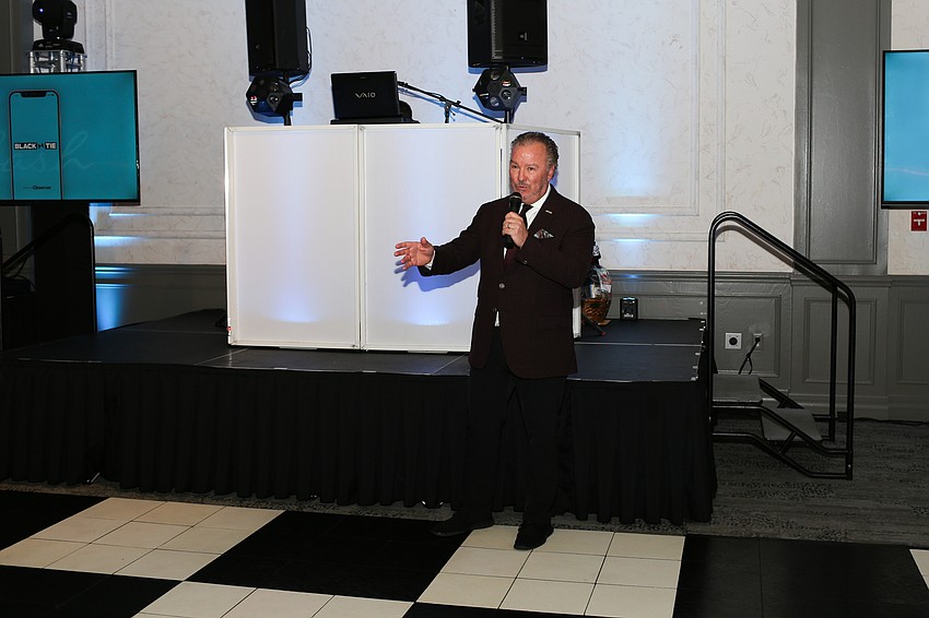 Michael Klauber addresses the audience.