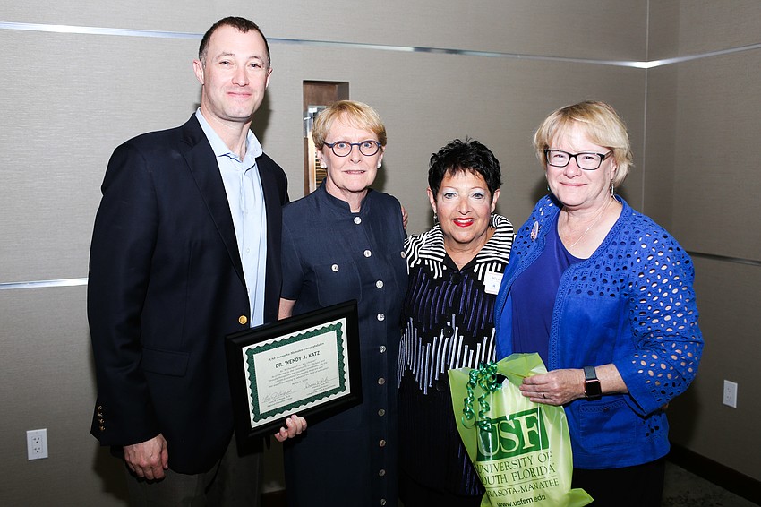 Co-Chairman and Hershorin Schiff Community Day School Head of School Daniel Ceaser, Brianne Reck, Honoreee Wendy Katz and Pat Wilson