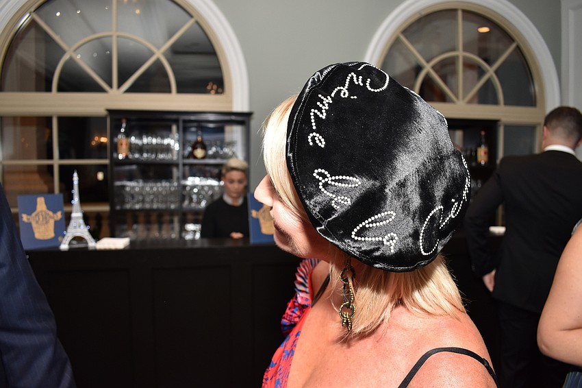 Jennifer Fox donned a French phrase-adorned beret.
