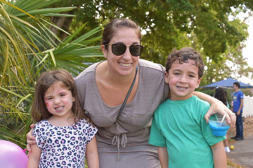 Lucy, Carrie and Wesley Wolff