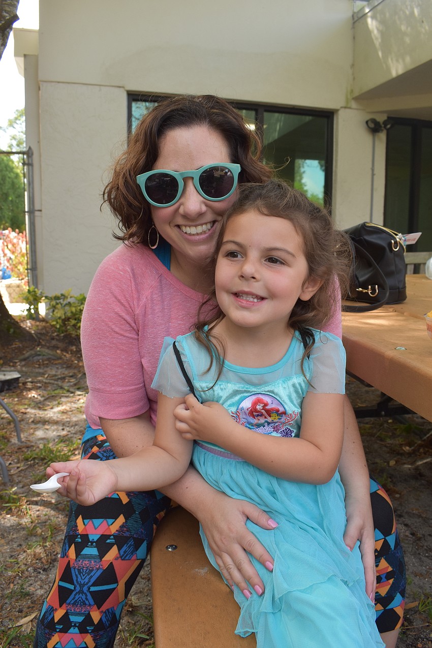 Elise and Arielle Ramer