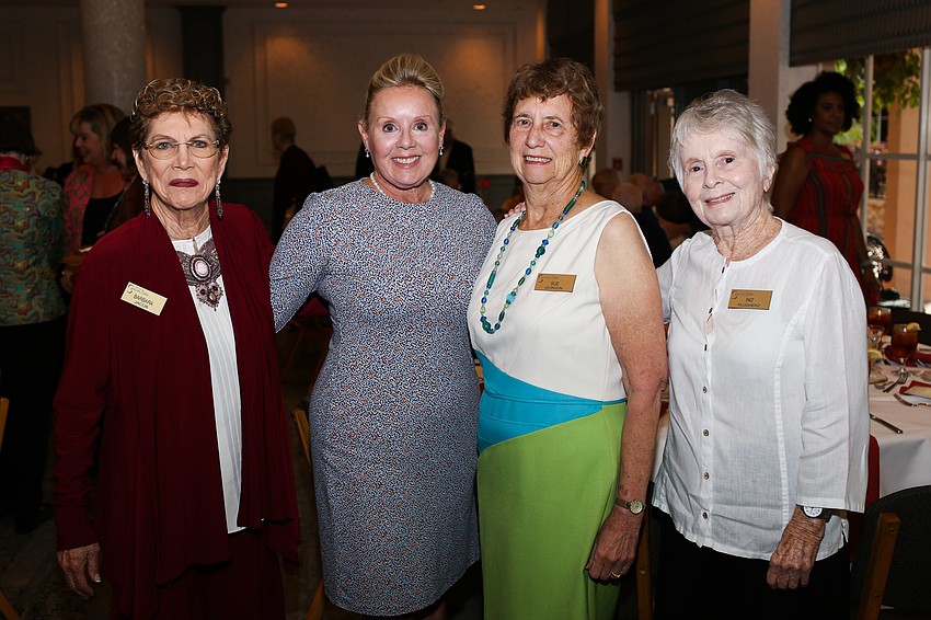 Barbara Jacob, Donna Mateer, Sue Gordon and Pat Klugherz