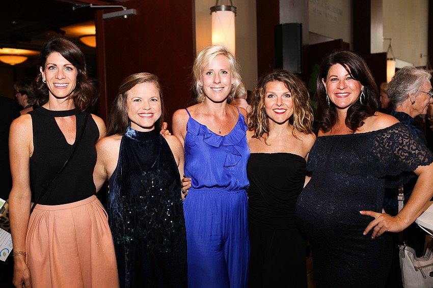 Suzanne Kloss, Cori Wood, Caitlin Green, Tracy Patsel and Julie Lazaris