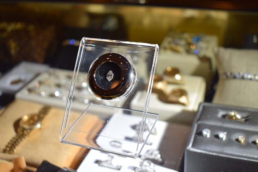 One attendee was selected to receive a 0.71 carat diamond valued at at least $2,000, which was donated by Estate Coin and Jewelry Galleria.
