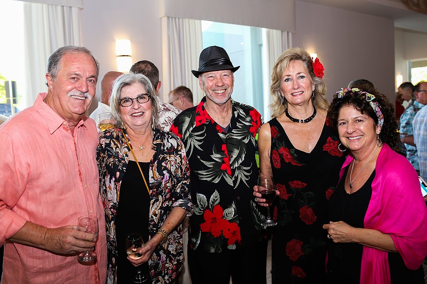 Lou and Lynn Merucci, Bob and Leigh Simons and Sue Chaney