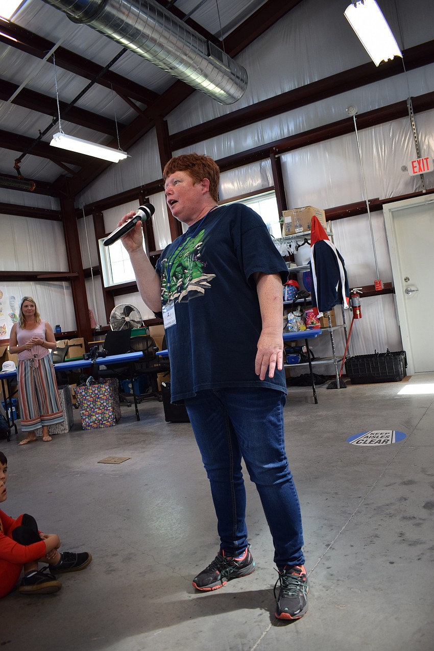 Patsy Tellstrom sang 