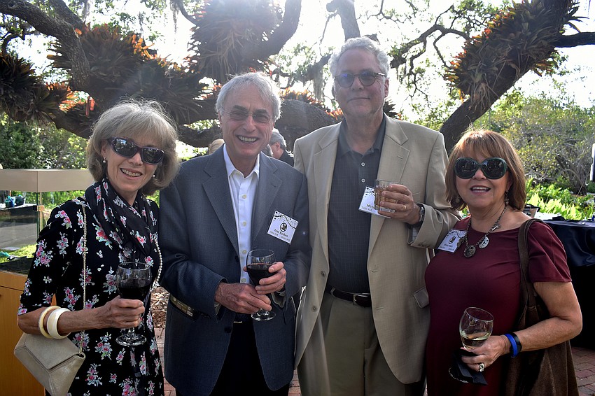 Marilyn and Ivan Kushen and Michael and Missy Assen