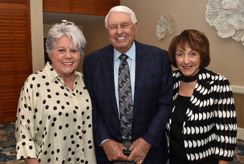 Helen Rhawn and Lee and Joan Schoenherr