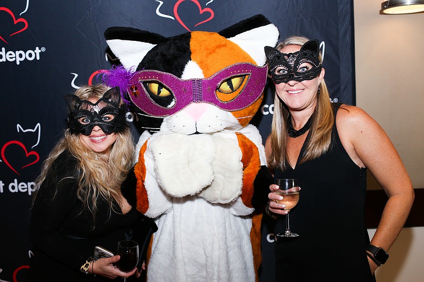 Tara Green, Cali and Brigette Wells