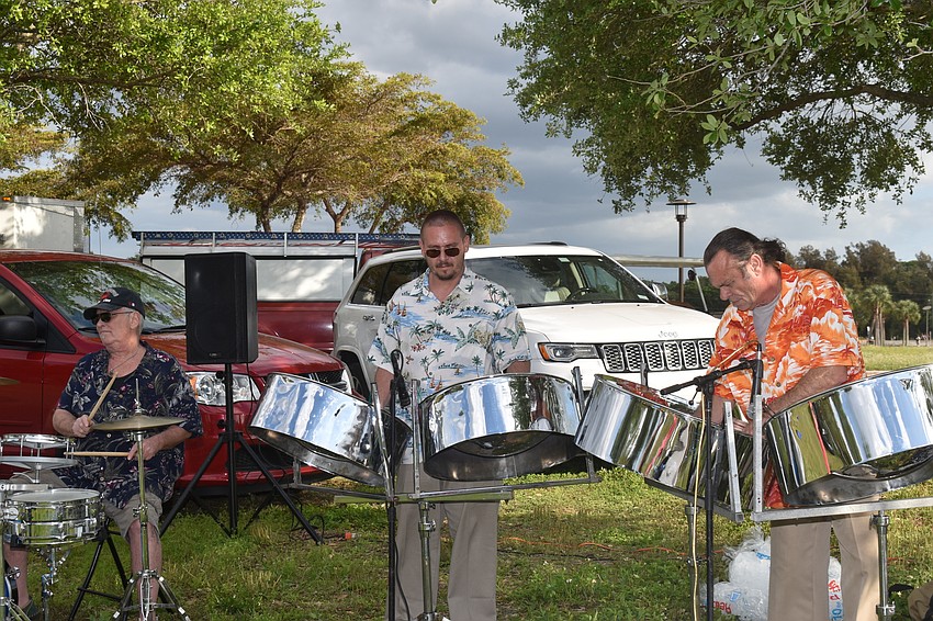 The Island Boys played before the race started.