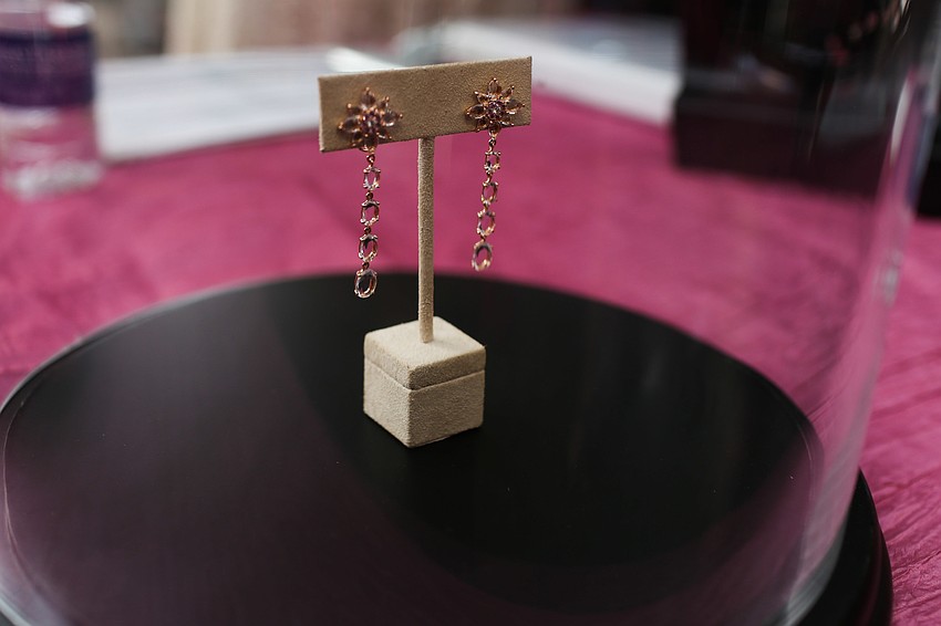 Jaclyn Brunckhorst won this earring set.