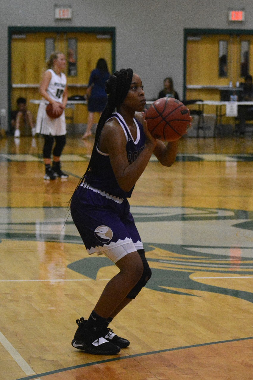 Booker's Kaliyah Newell won the girls 3-point contest.