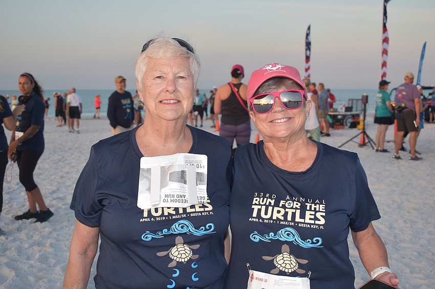 Lindy Reil and Sandy Waldmiller