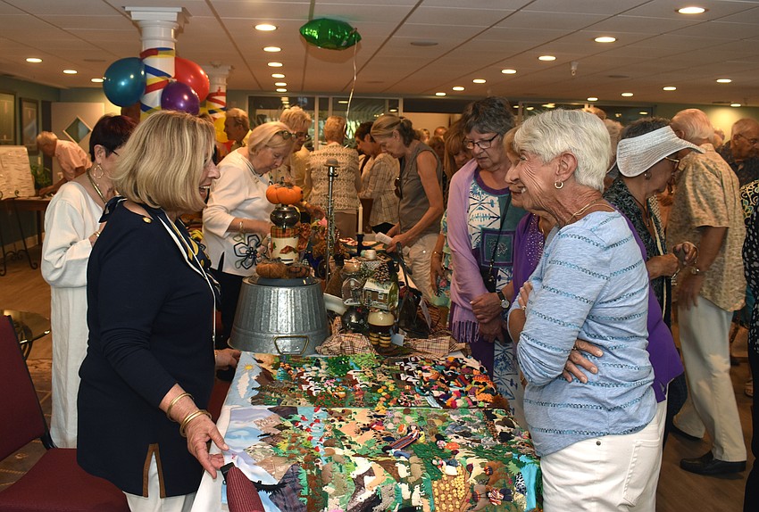 More than 15 chapel members showcased their hobbies and collections on April 7.