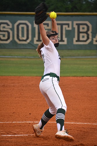 Lakewood Ranch junior pitcher Claire Davidson, an Auburn commit, has yet to allow an earned run this season.