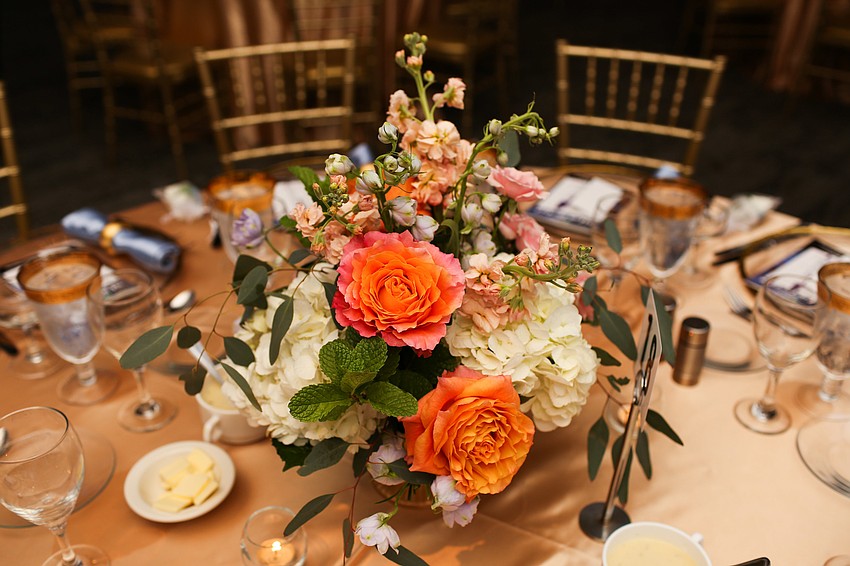 Roses decorated the room.