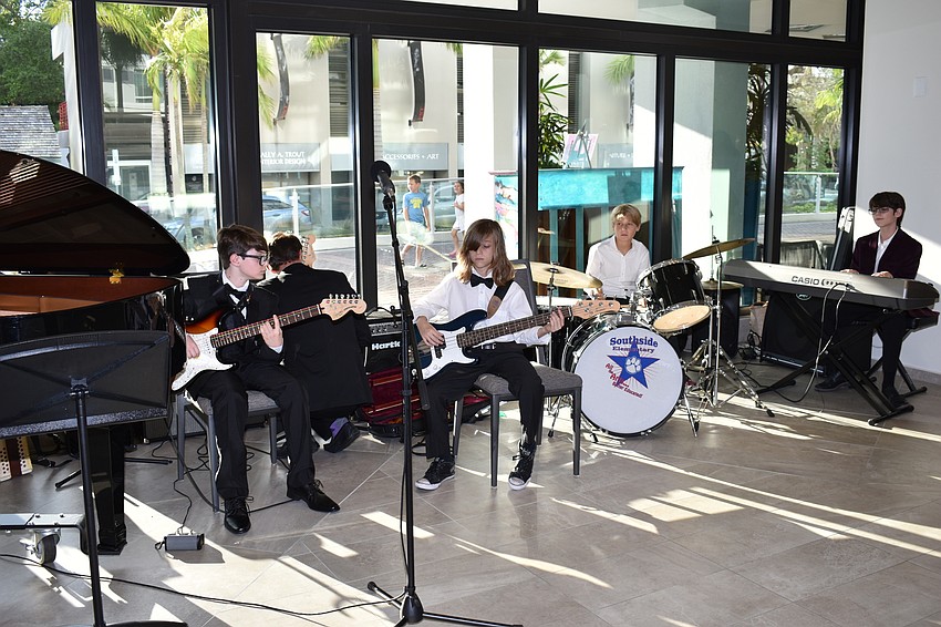 The Southside Elementary jazz band played through the reception.