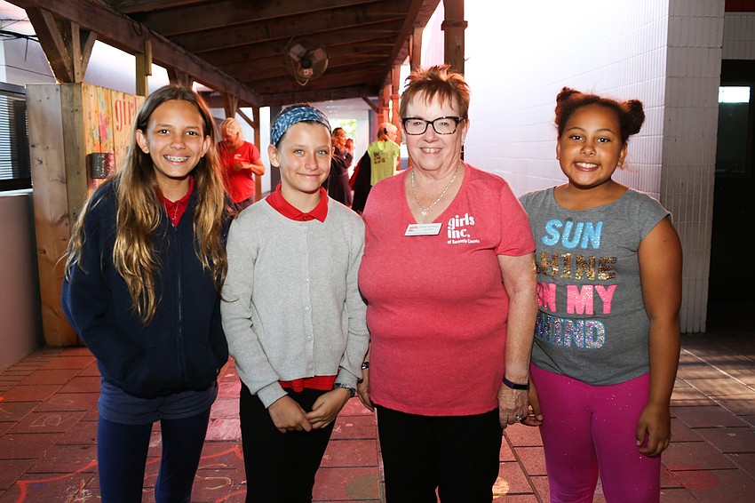 Kiana, Jacqueline, Bonnie Kritzmacher and Olivia
