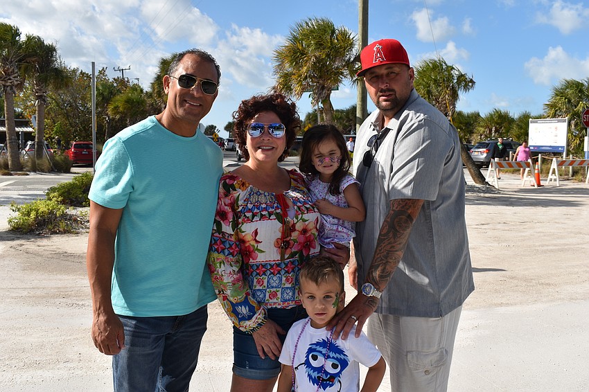 Aric Lewis, Carrie Lewis, Aria Robins, Jayden Robins and Brian Robins