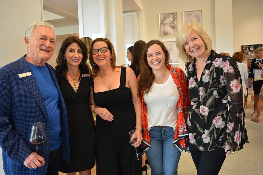 Michael Harshman, Master of Ceremonies Barbara Najmy, Julie and Nina Grassiano and Jannon Pierce