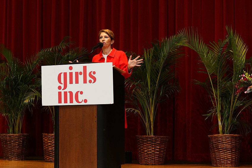 Felice Schulaner tells guests to remember that even if you don't feel brave, pretend.