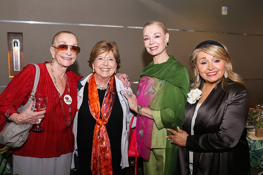 Marlene Liberman, Bev Bartner, Series Co-Chairwoman Jean Weidner Goldstein and Ida Zito