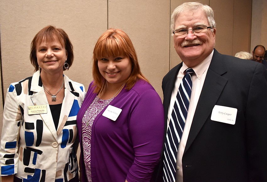 Your Observer Photo Joanne Radcliffe, Dee Dee Williams and Terry Cooper