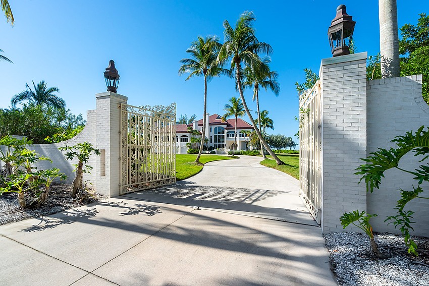 The home is located on Sanderling Road.