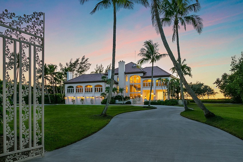 8218 Sanderling Road.