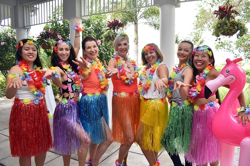 Julia Engle, Evie Elcoro, Elise Fortin, Jennifer Fischley, Jill Reiter, Ava O'Hara and Debbie White