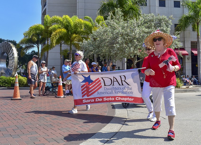 Members of the Sara De Soto Daughters of the American Revolution
