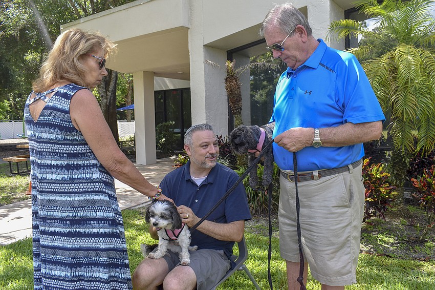 Helene Davis, Mia, Rabbi Michael Shefrin, MJ, and Bobby Griesman