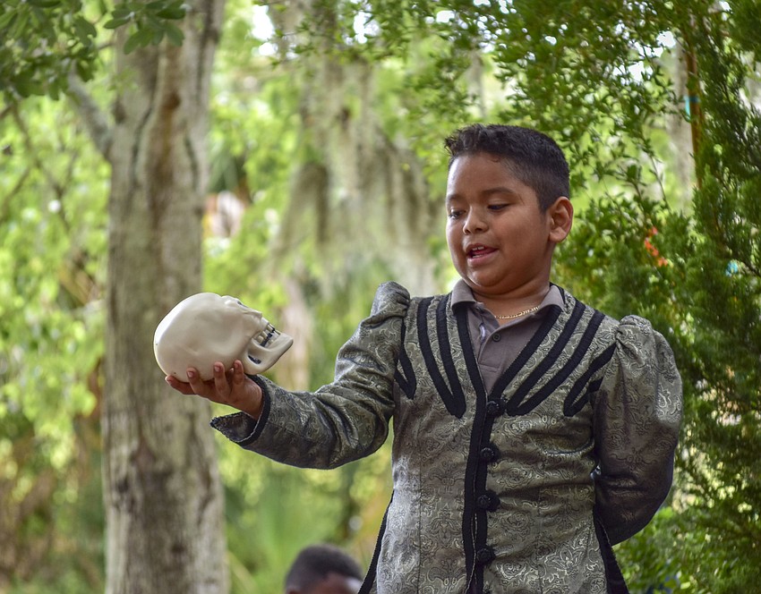 Angel Hernandez as Hamlet in 
