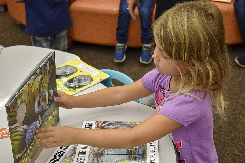 Aurora Gordon debates choosing 