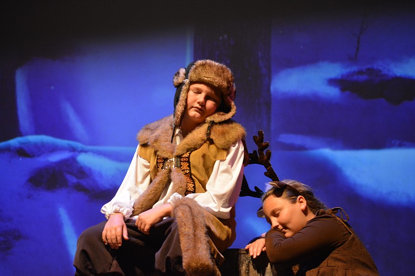 Corbin Hynson plays Kristoff and Valerie Stolte has the role of Sven.