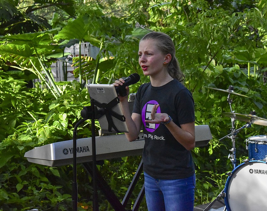 Nadya Smirnova gets into 