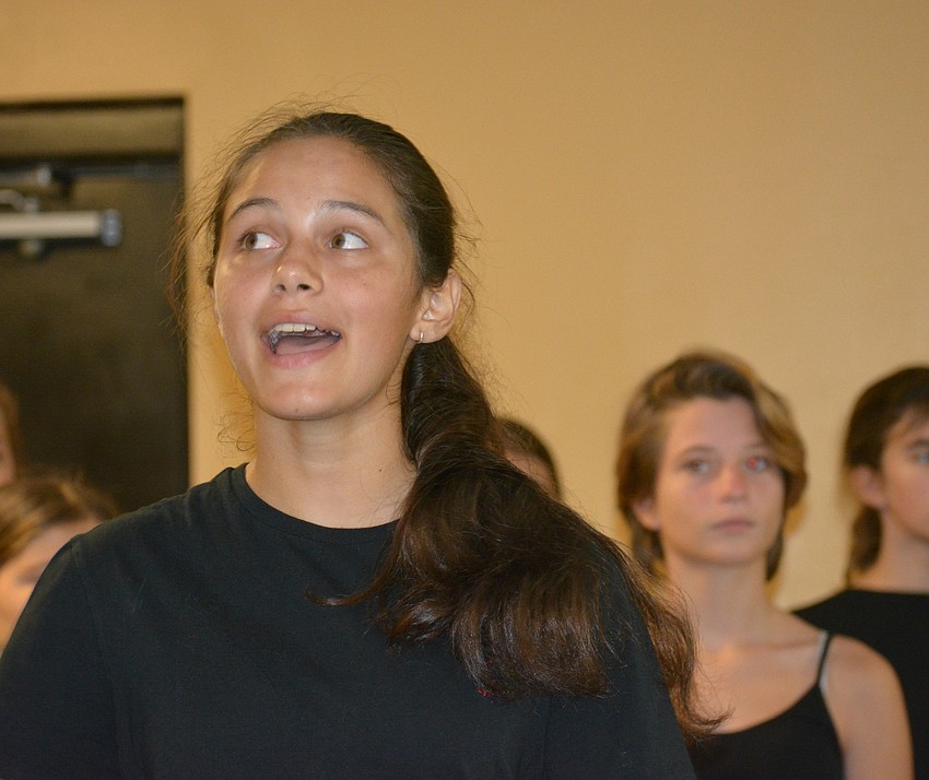 Julisa Gil sings during 'Hamilton'