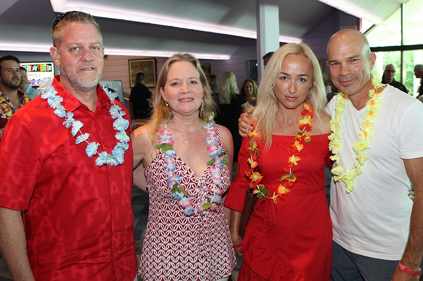 Lamar and Diane Brantley with Susan and David Taiz