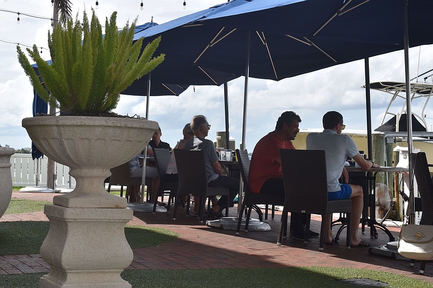 When it's not crowded, patrons all take advantage of front-row seats.