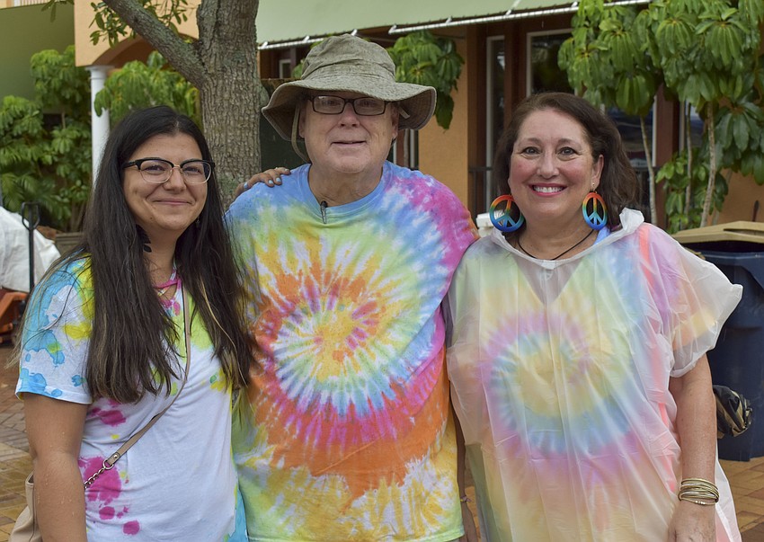 Tsveta Bacheva, John Chain and Yesemin Chain