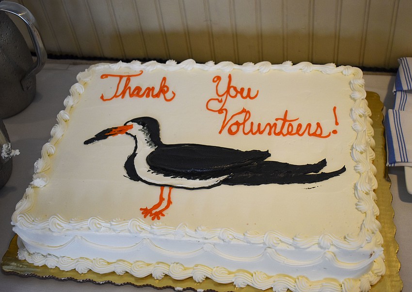 A black skimmer, one of the birds Audubon helps to protect, is showcased on the cake.